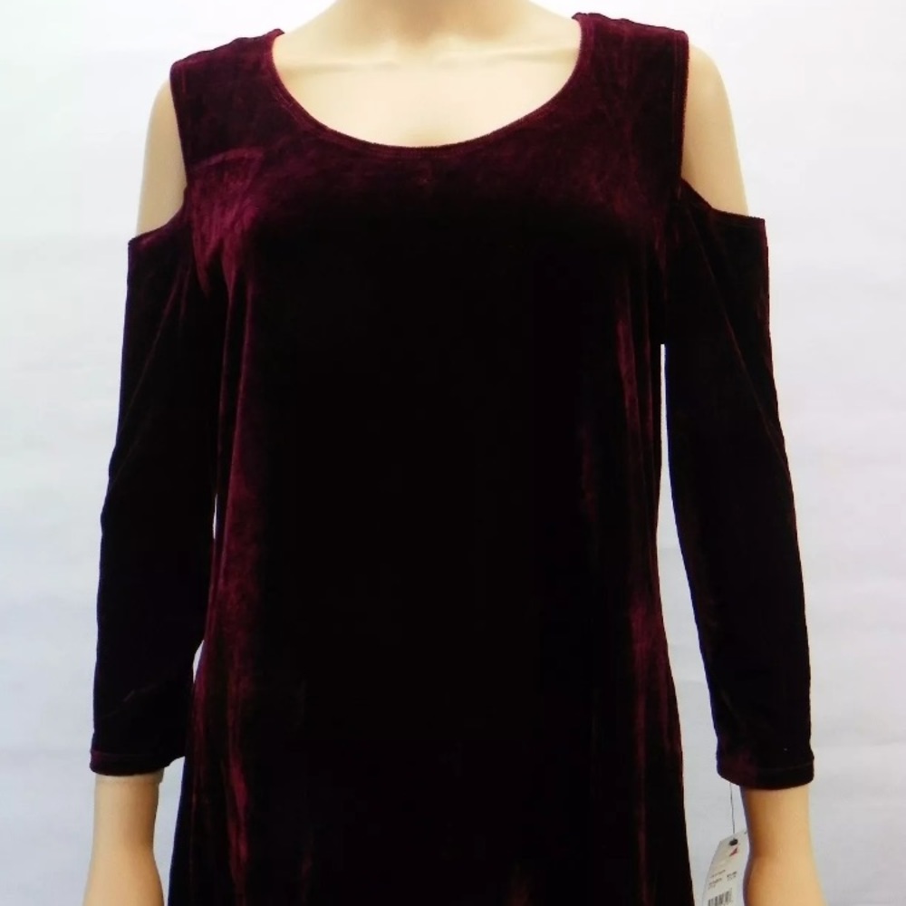 🔥NY Collection velvet Cold should Blouse